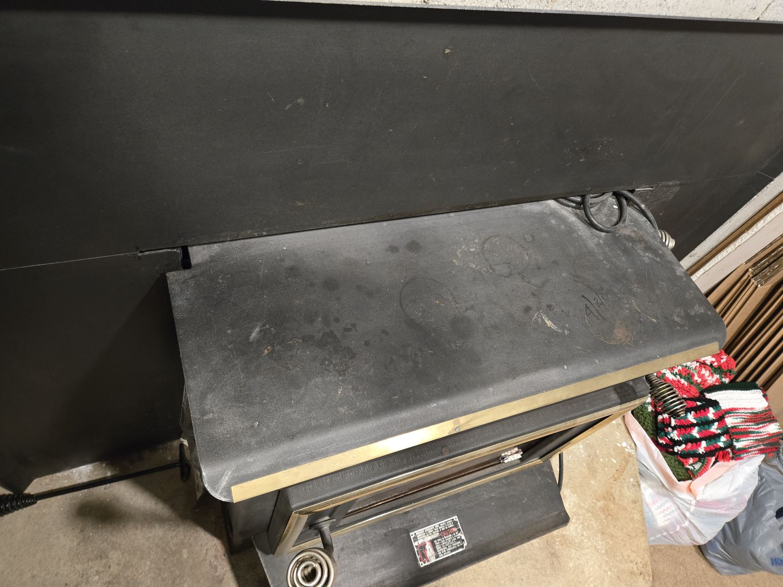 Main image 3