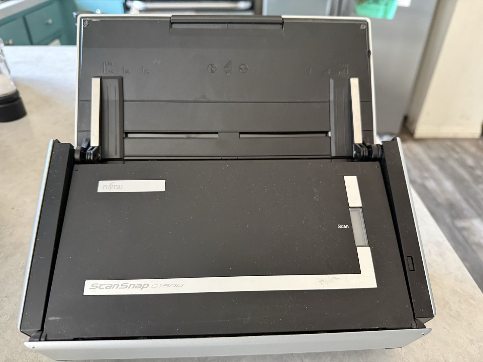 Main image 2