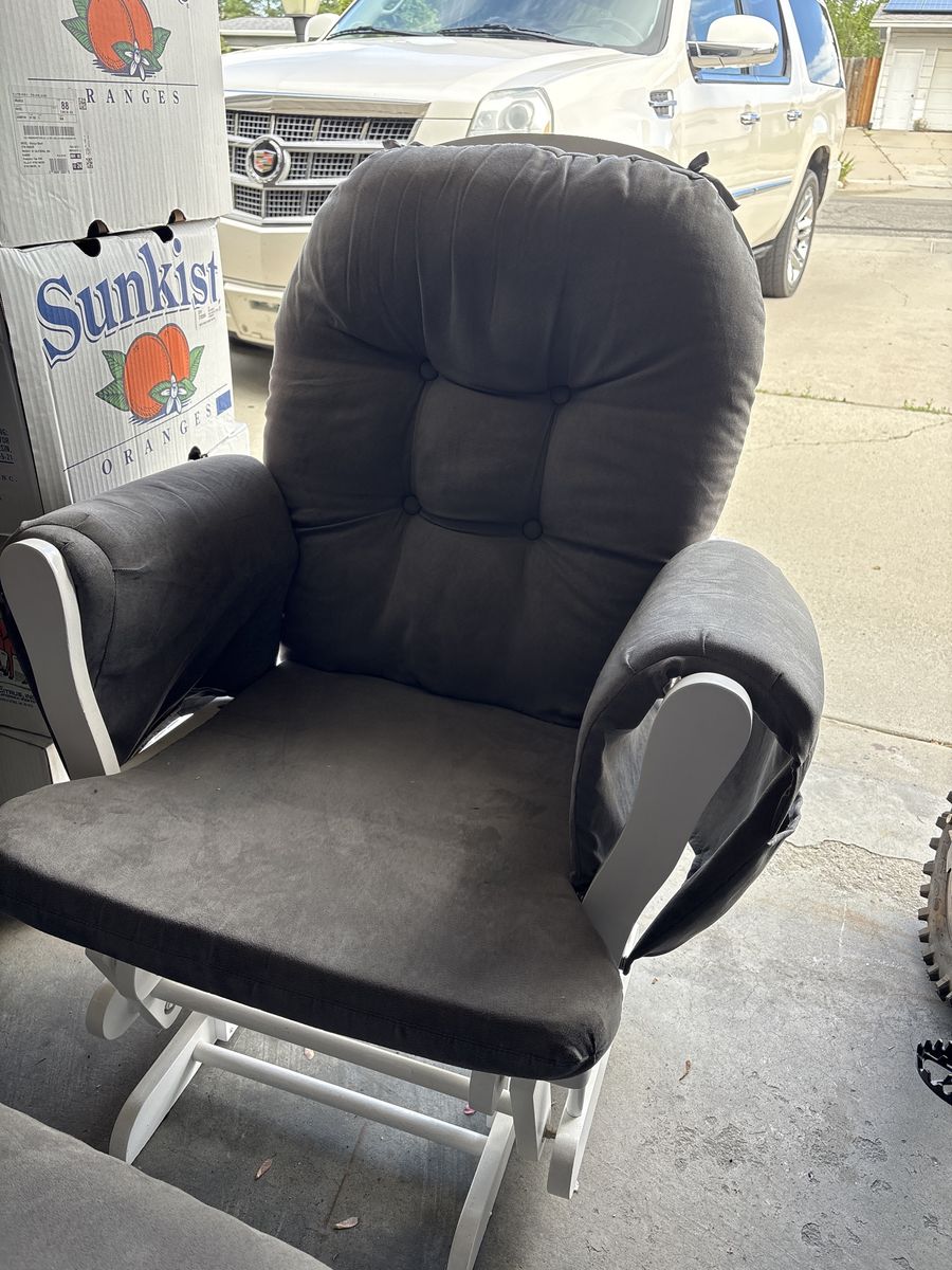 Rocking chair