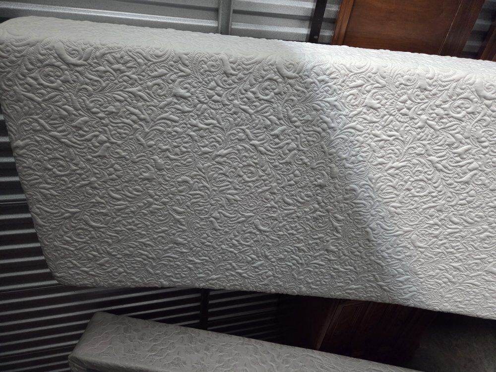 Serta King Box Spring and Mattress