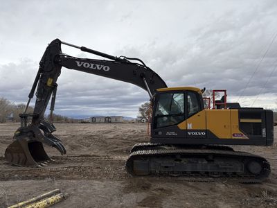 2023 Volvo EC220 EL Excavator