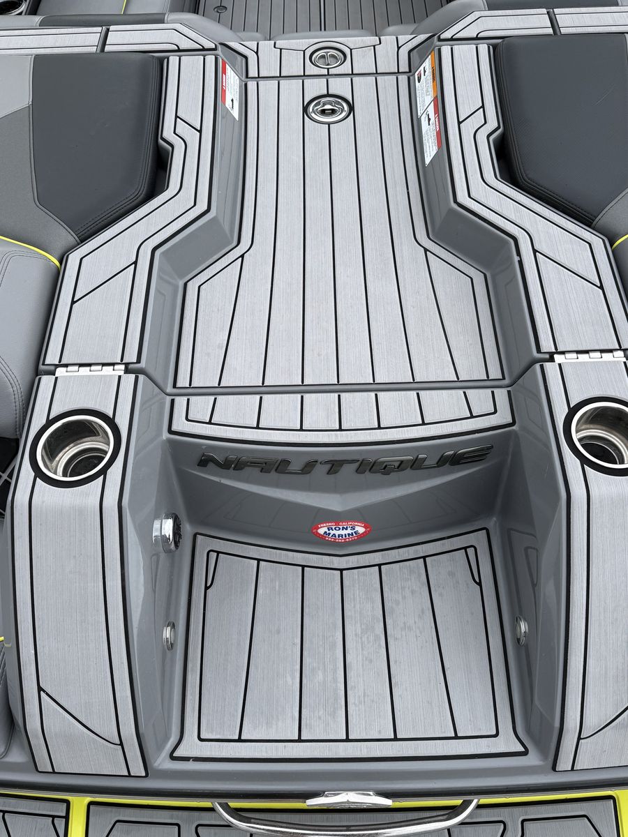 Main image 29