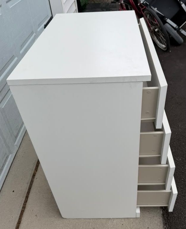 Main image 4