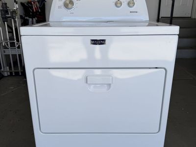 Like-New Gas Dryer – Barely Used, Works Perfectly