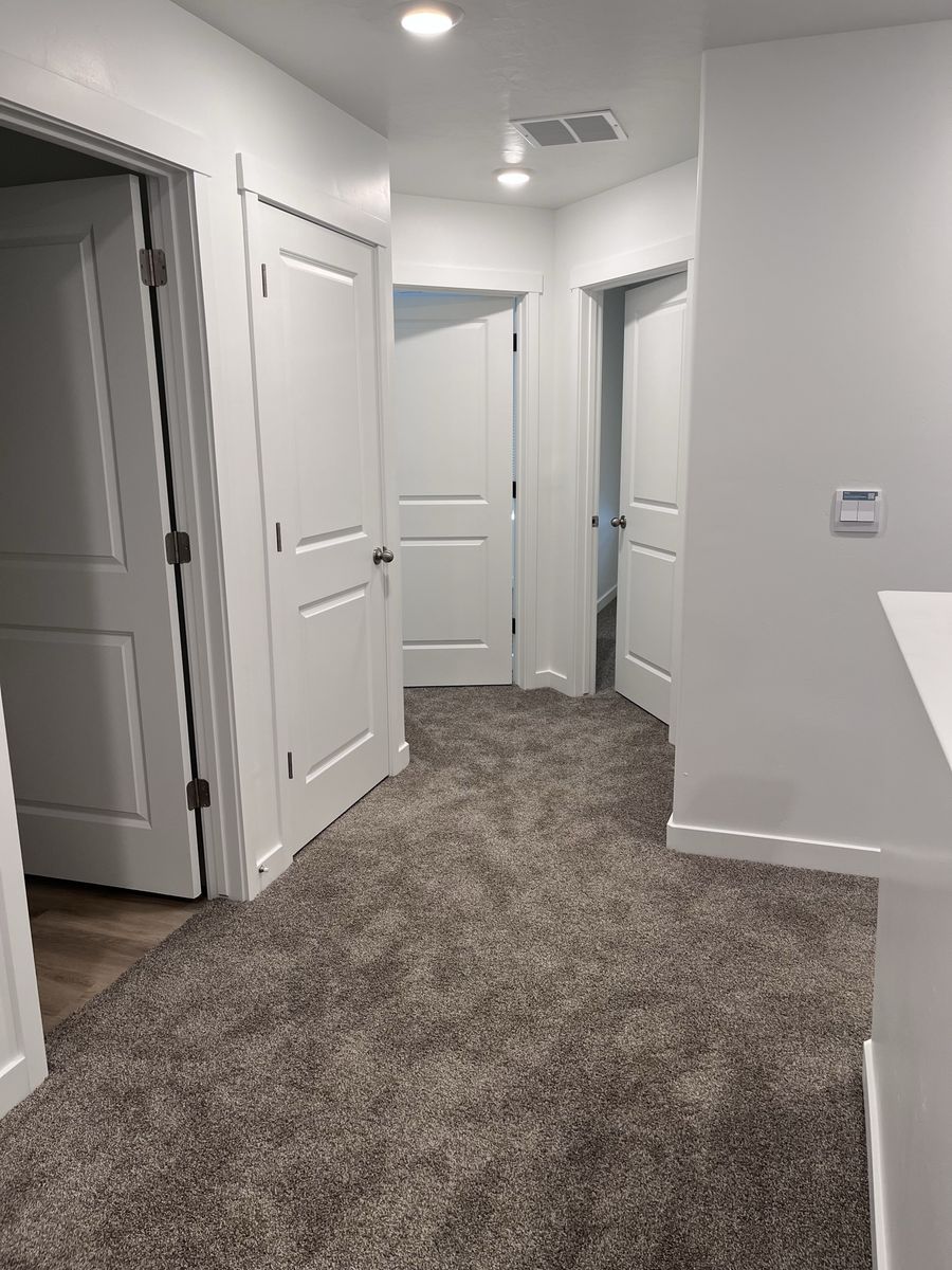 Main image 10