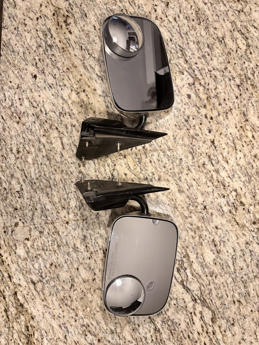 Chrome Side View Tow Mirrors for Truck/SUV - Pair, Good Condition