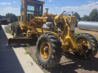 Cat 71-73 Grader. 12' board