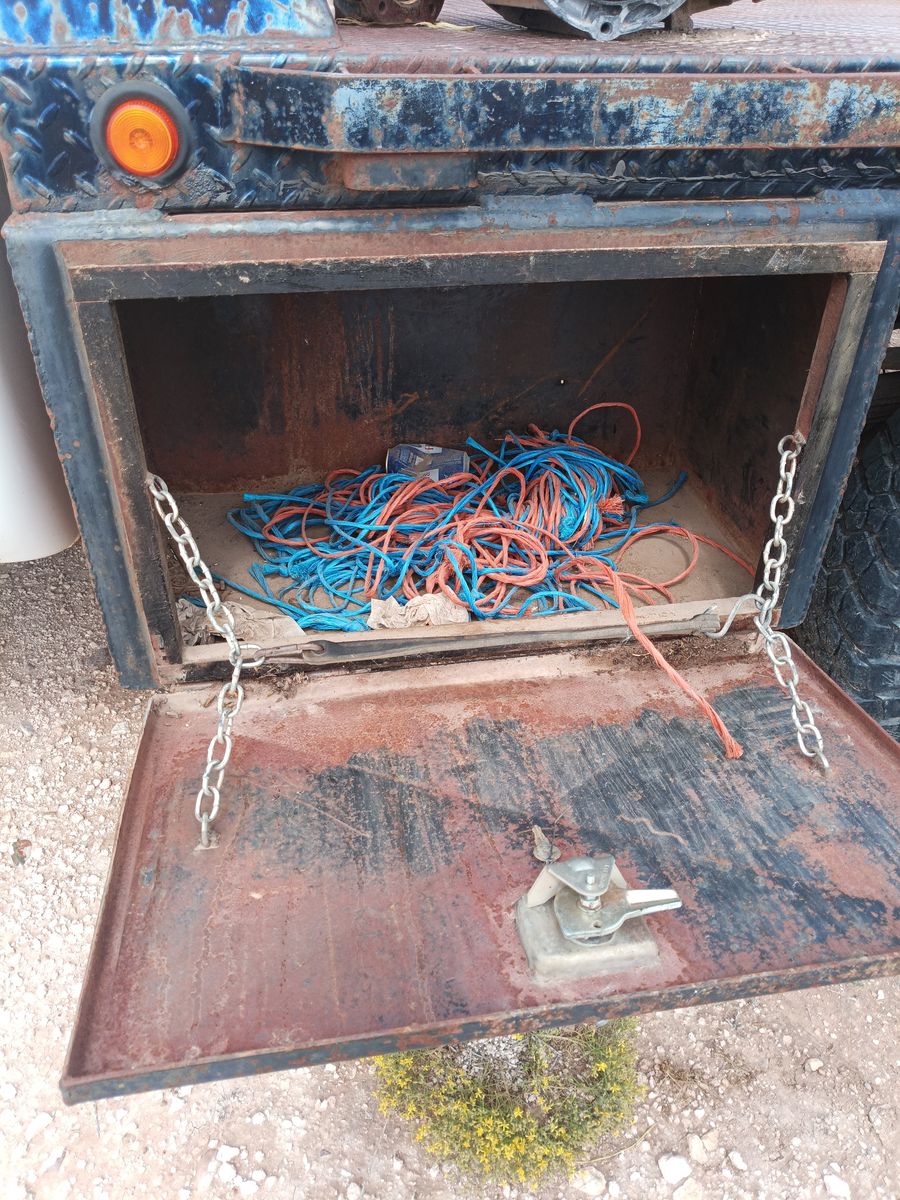 Main image 4