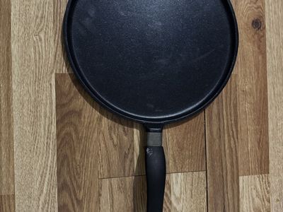 ROCH GUSS 28cm Made in Italy Cast Iron Crêpe/Pancake Pan Nonstick