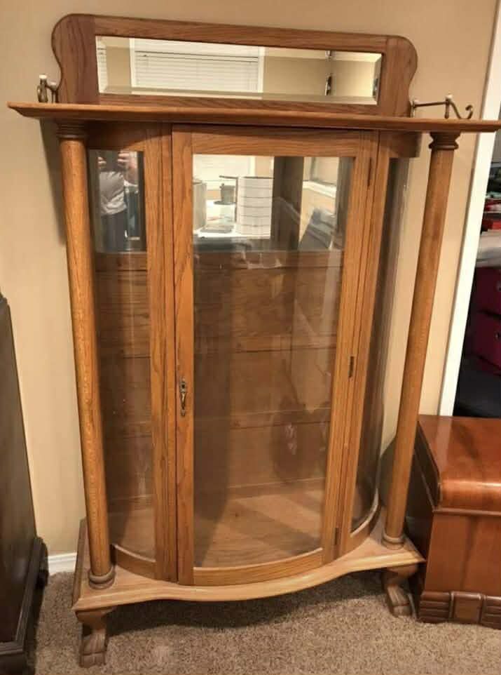 Amazing Curved Glass Antique BOMBAY Lighted Curio W/Mirrored Bar Top And Solid Wood Columns!!