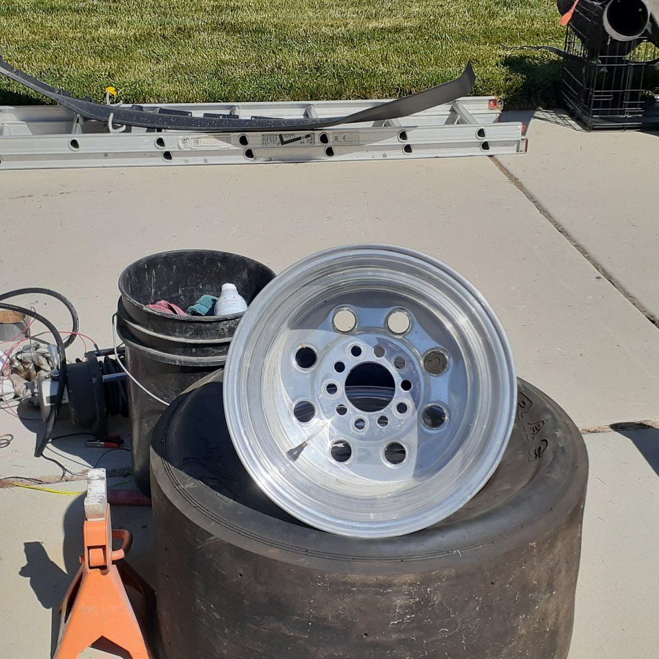 drag light wheels