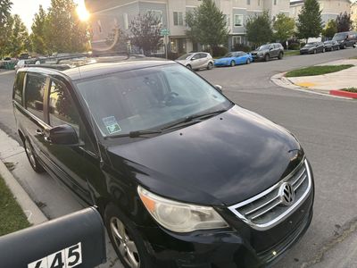 2011 VW Routan