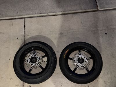 Supermoto Kenda curve tires for tuttio and yozma