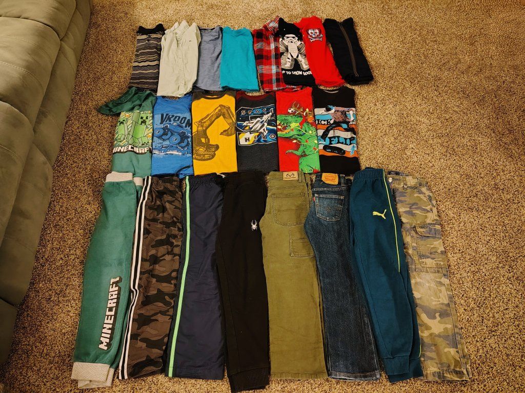 boy's clothes size 6-7 -  22 pieces CASH