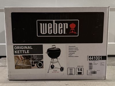 NEW Black Weber 18 inch Original Kettle Charcoal Grill