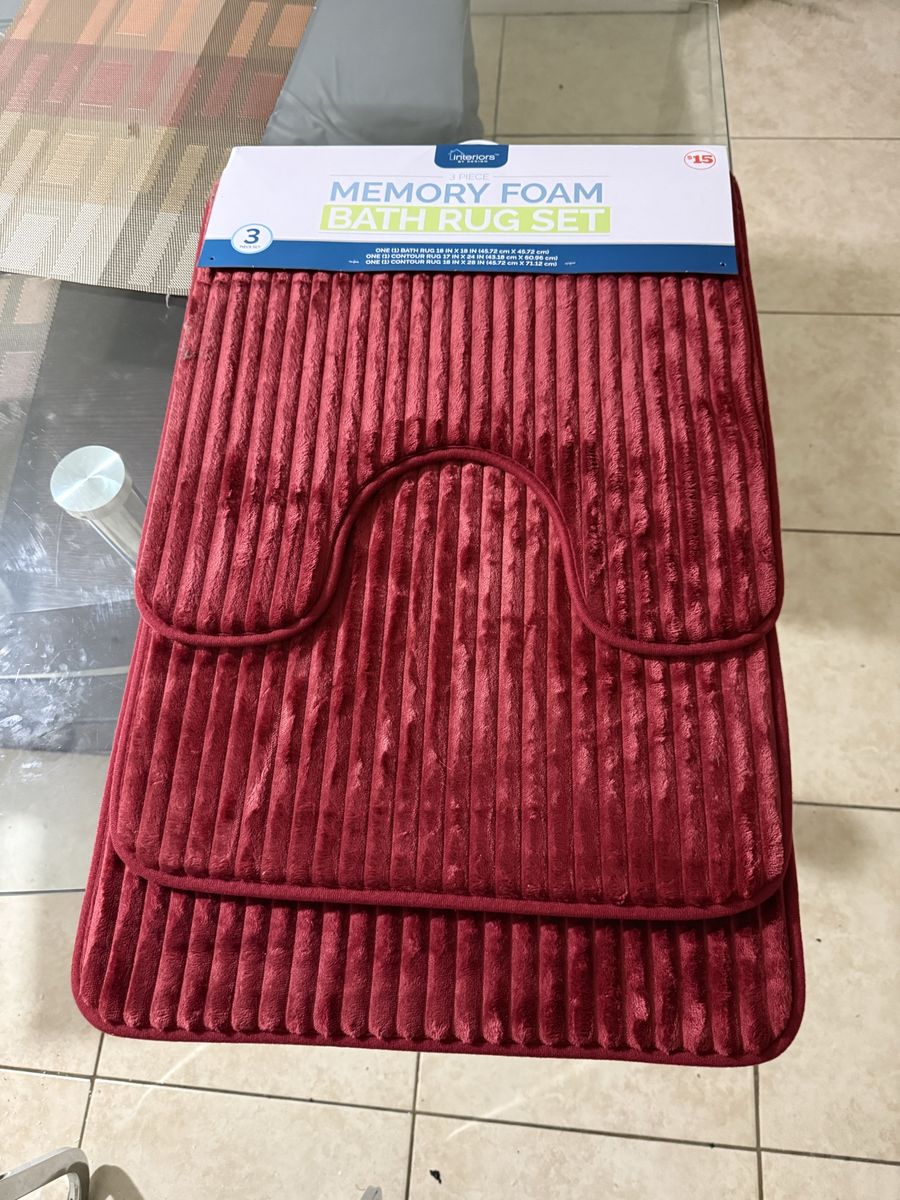 Interiors by Design 3-Piece Memory Foam Bath Rug Set Red Ribbed