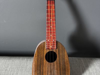 Mahogany Ukulele - (with soft gig bag)