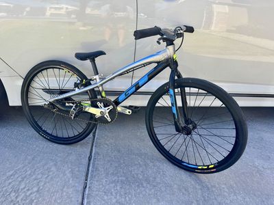 GT PRO SERIES MICRO 20 INCH BMX RACING BIKE