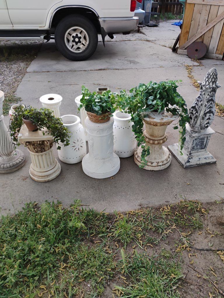 Pedestal Plant or Statue stands and Planters