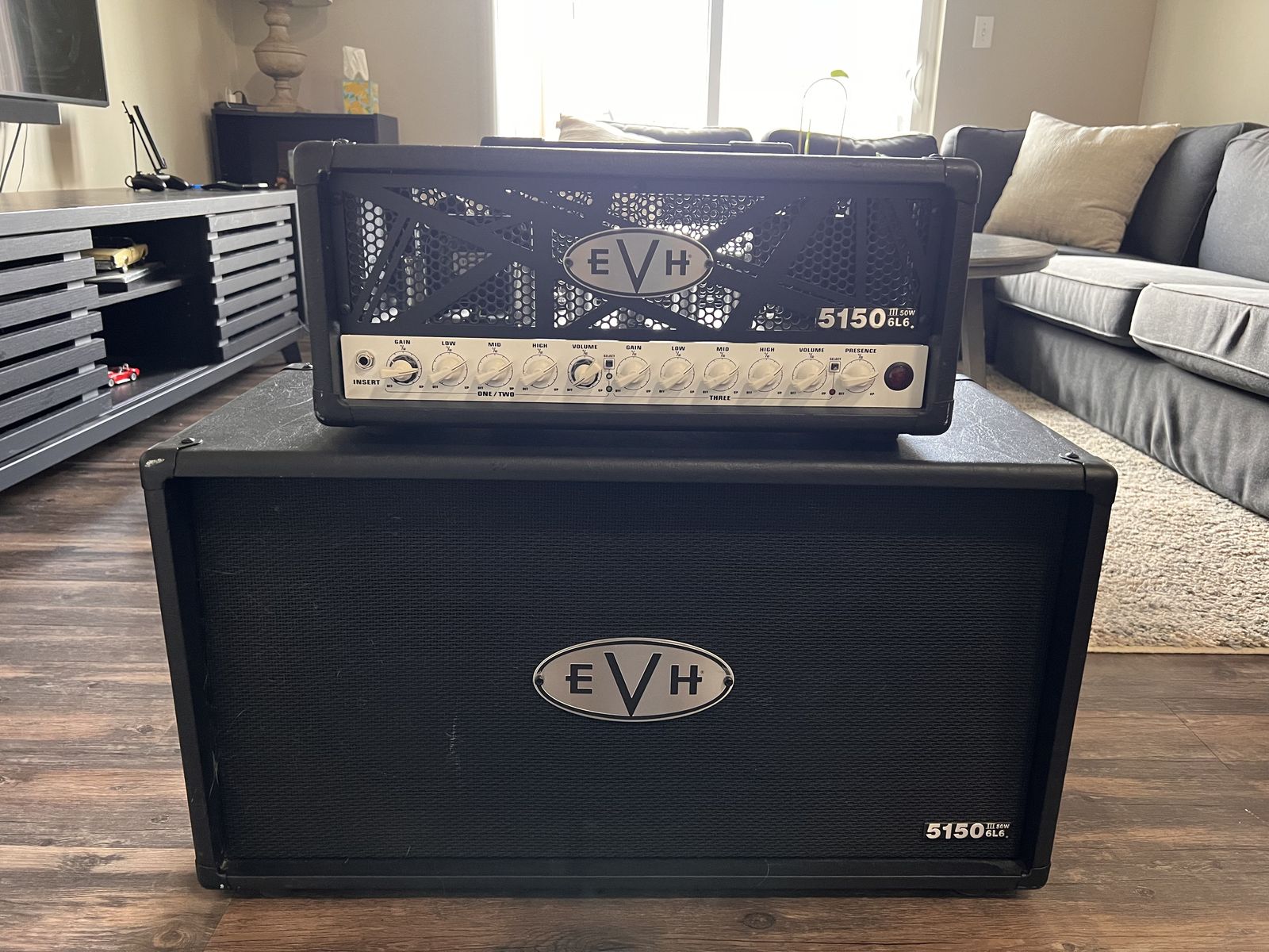 EVH 5150 III GL6 50 W Half Stack w/ 2x12 Cabinet