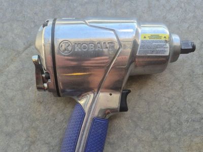 Kobalt 1/2" Drive Air Impact Wrench - High Torque Pneumatic Tool for Automotive & Workshop Use