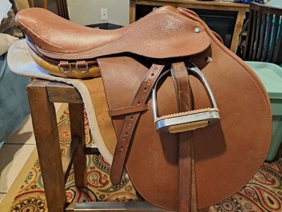 Silver Cup Supreme Hand Crafted English Saddle Brown Leather