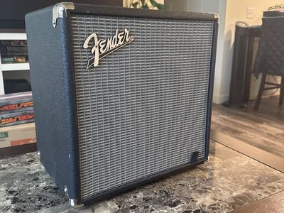 Fender Rumble 25 Bass Guitar Amp