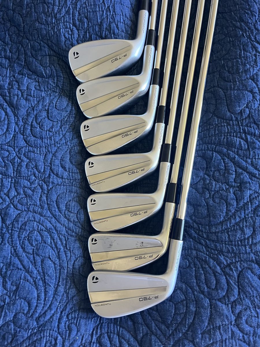 Left-handed Taylormade P790 Irons, 4-p