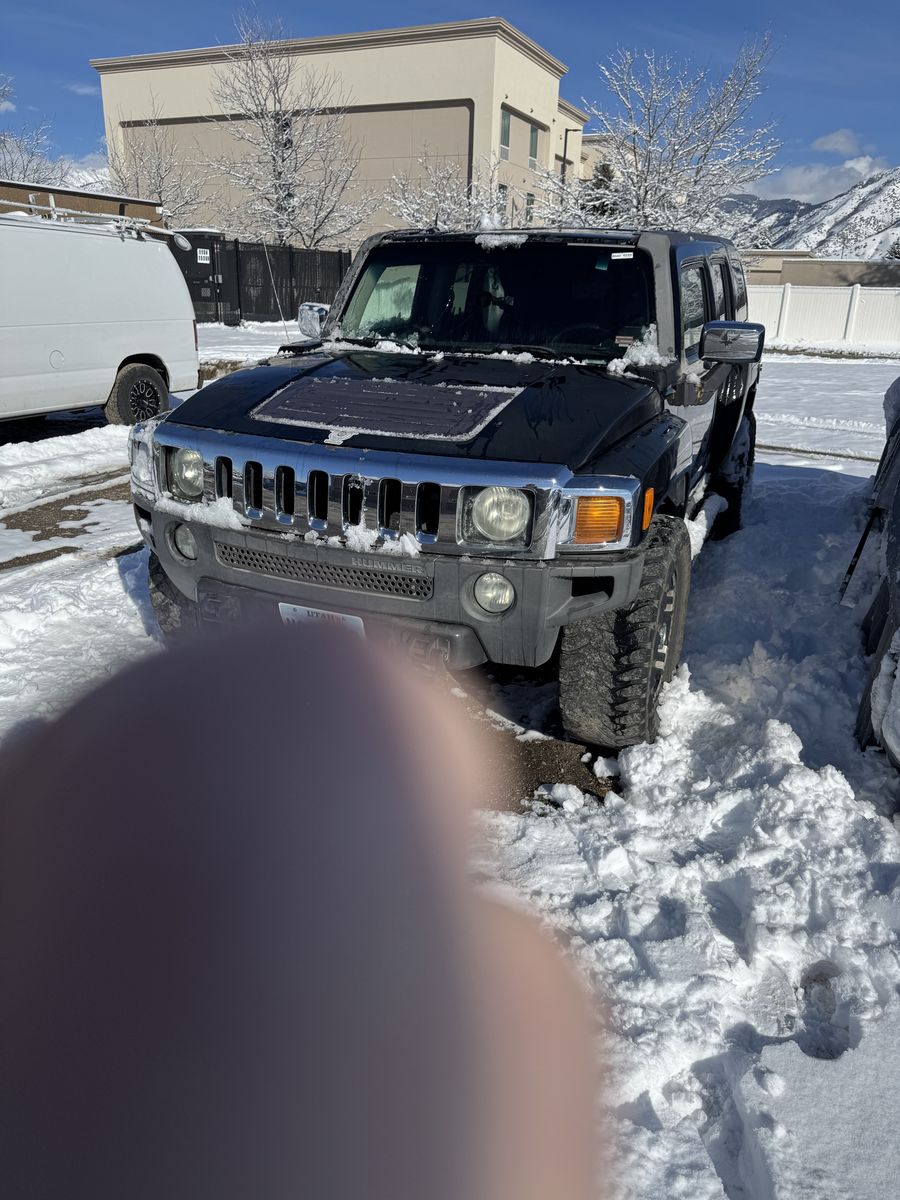 2006 Hummer H3 Base