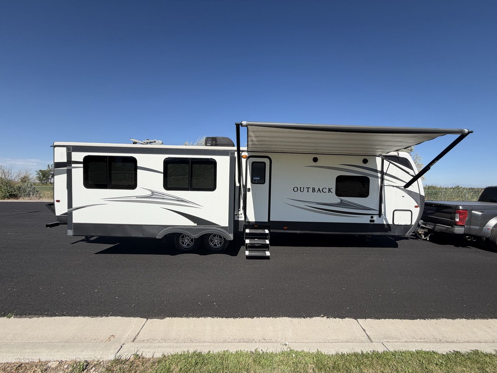 2019 KEYSTONE OUTBACK 328 RL