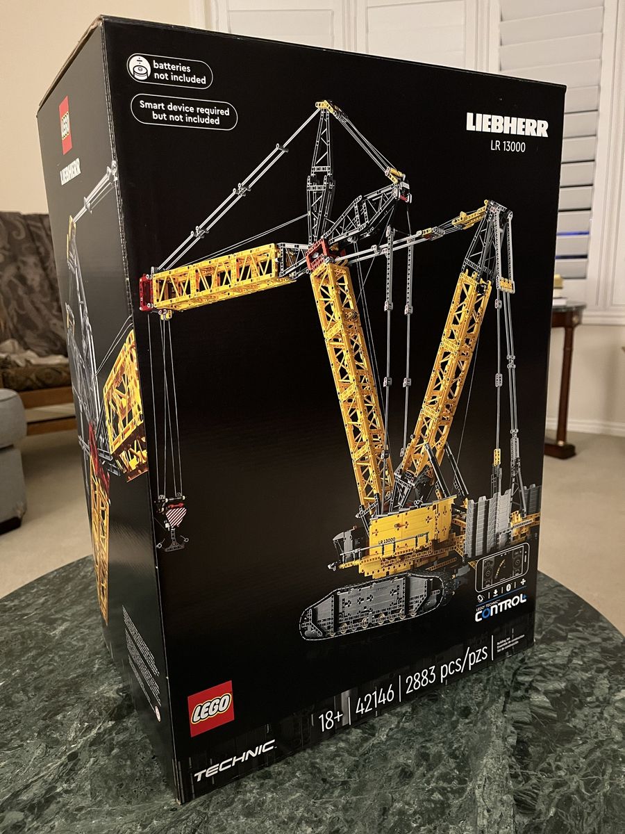 LEGO Technic Liebherr LR 13000 Crawler Crane 42146 - New, 2883 Pcs, App-Controlled