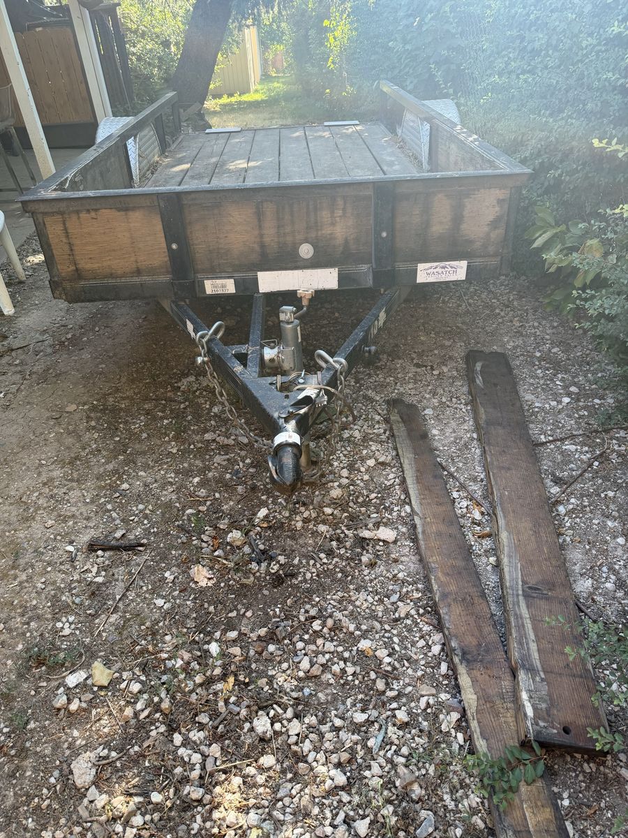 Main image 3