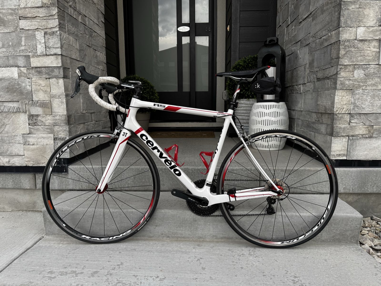 Cervelo RS Road Bike - 56cm, Shimano 105, Fizik Seat
