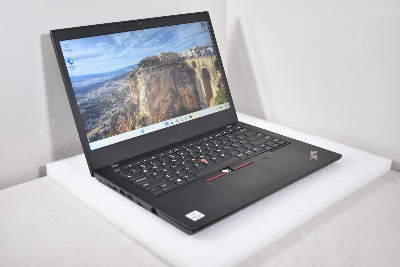 Lenovo Windows 11 Laptop - i5-10310U, 16gb Ram, 256gb NVME SSD