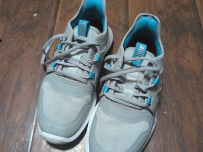 Women's Golf shoes 5 1/2