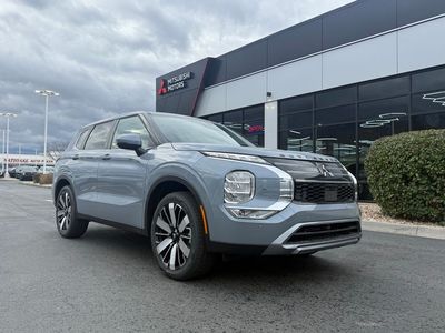 2026 Mitsubishi Outlander SE