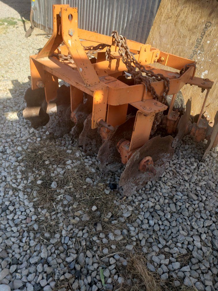 Main image 3