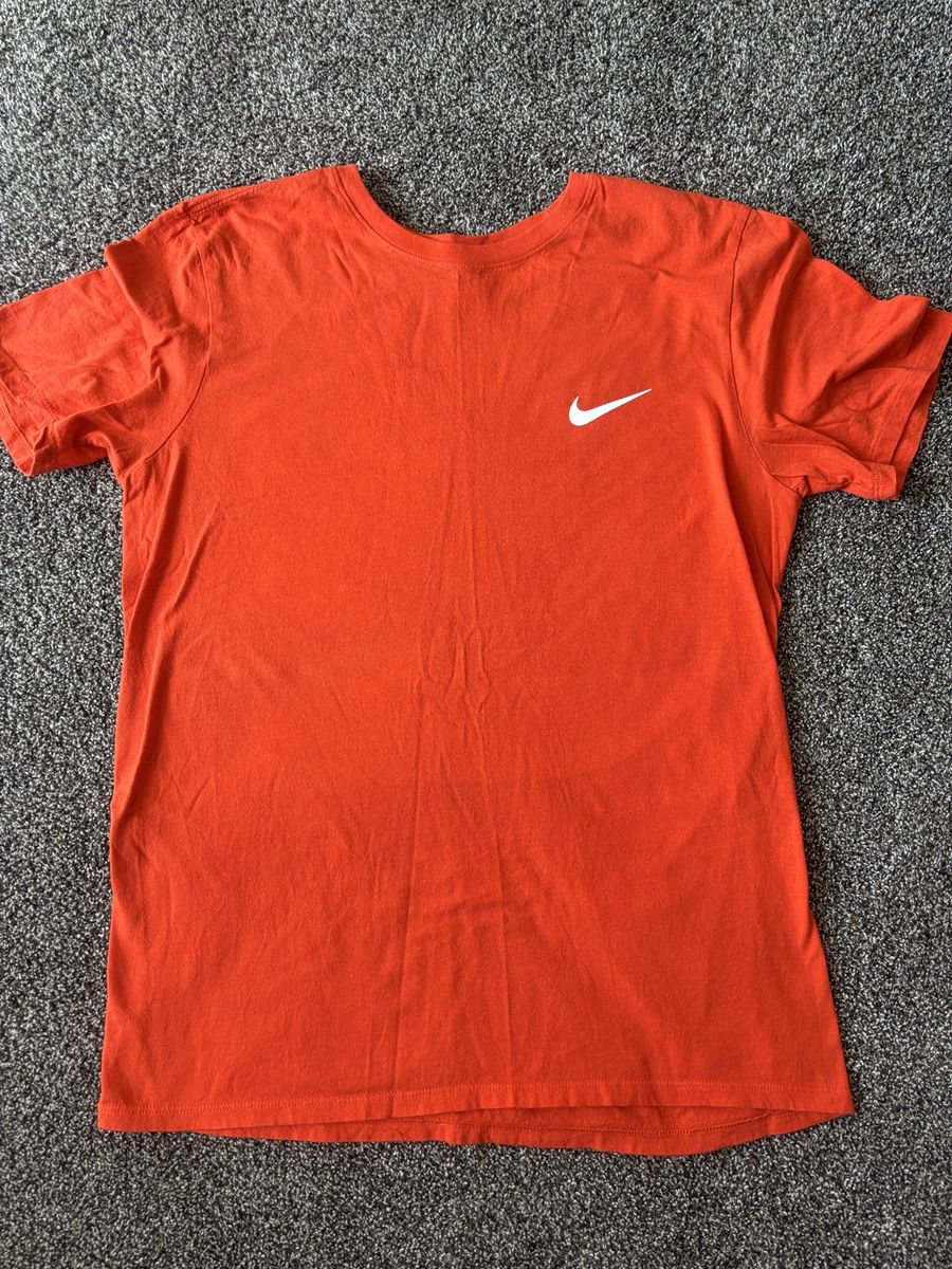 Like NEW! Nike Men's Orange Shirt- Size M