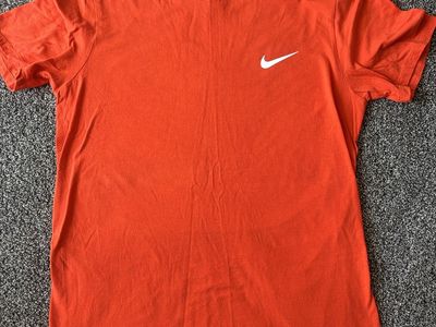 Like NEW! Nike Men's Orange Shirt- Size M