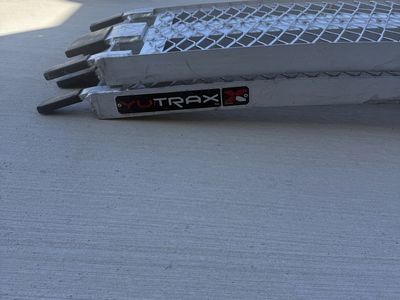 Yutrax Aluminum Loading Ramps – Pair – ATV, UTV, Motorcycle, Lawn Tractor