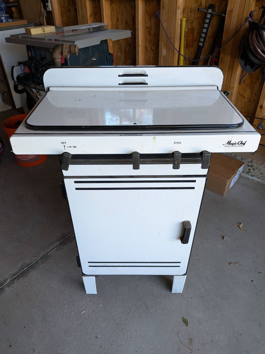Vintage antique 1930's Magic Chef gas stove