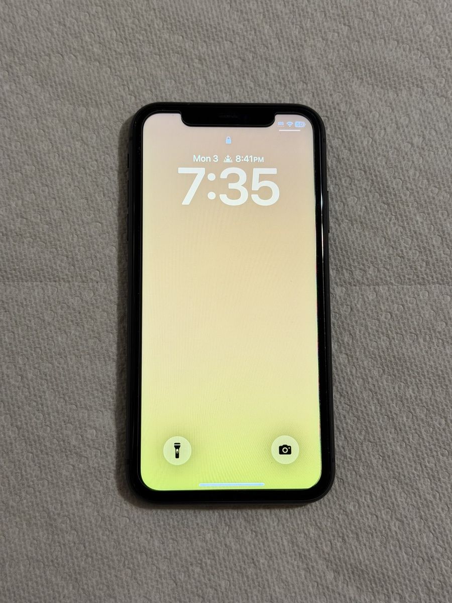 iPhone 11 (Unlocked)
