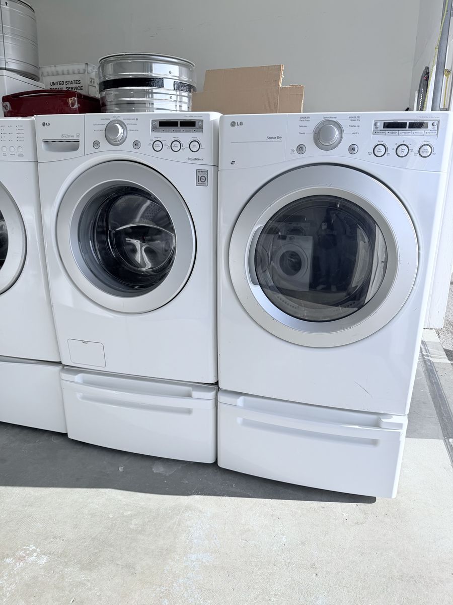 LG Washer And Dryer Electric