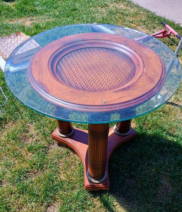 Glass night stand 