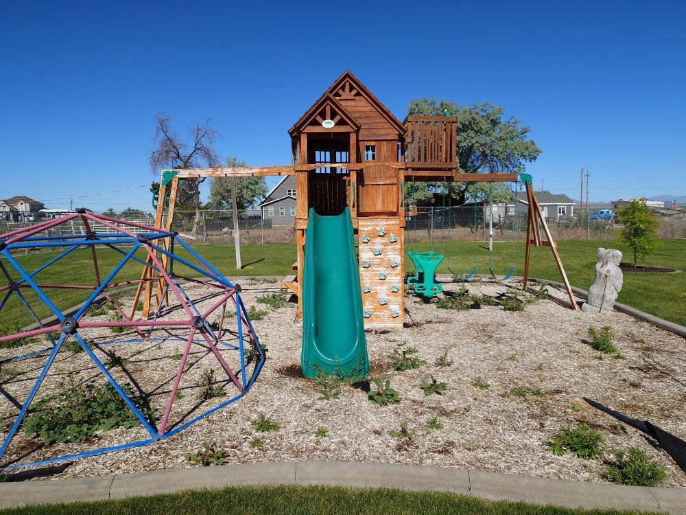 FREE kids playground set