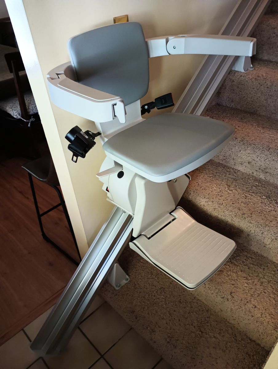 Stair lift Bruno Elan