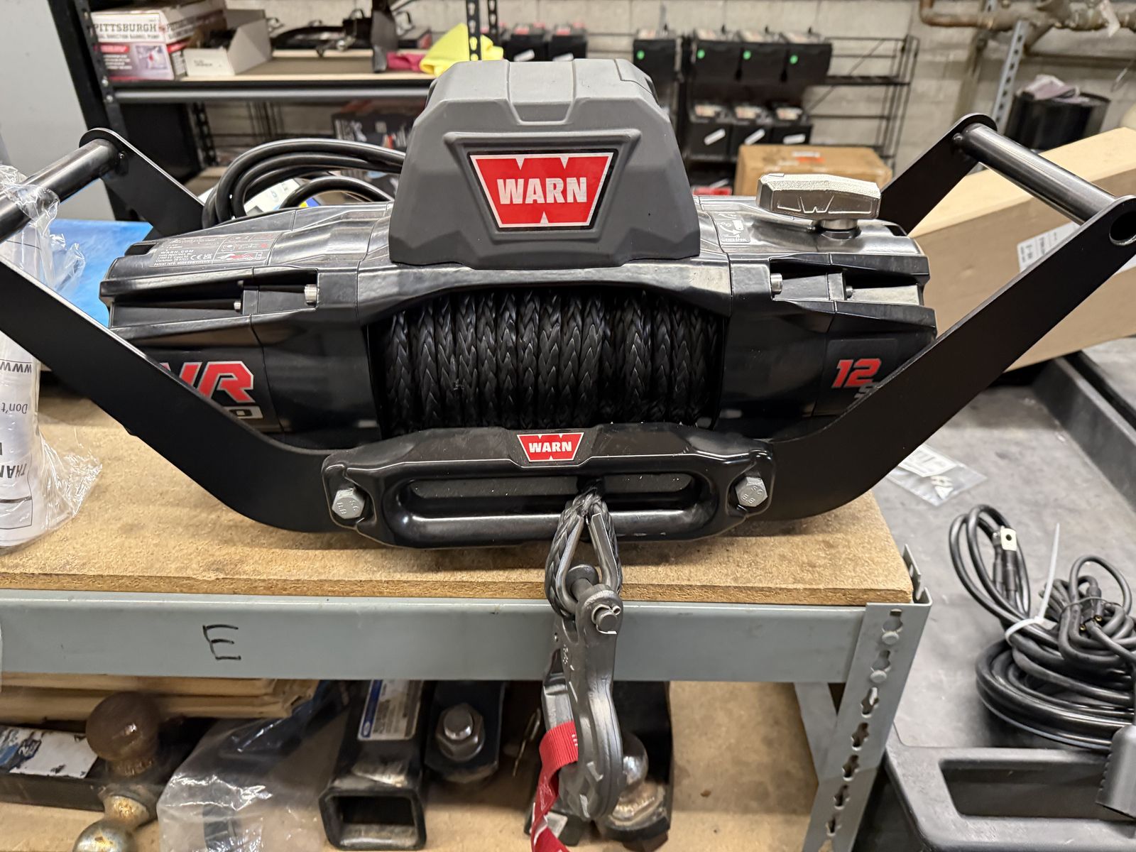 Warn VR EVO 12-S With Mount