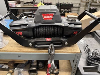 Warn VR EVO 12-S With Mount
