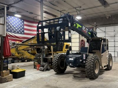 Extreme 943 Telehandler Rental – 9000 lb Reach Forklift - 43 foot reach