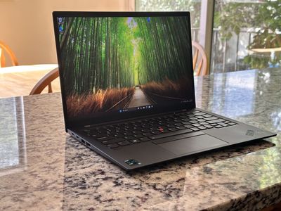 ThinkPad X1 Carbon Gen 9, i5 11th, Intel Xe Graphics, 1200p Matte, 8GB RAM, 256GB SSD